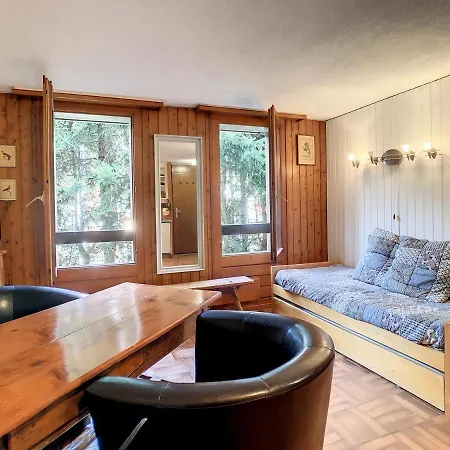 Seracs 37** Apartment *